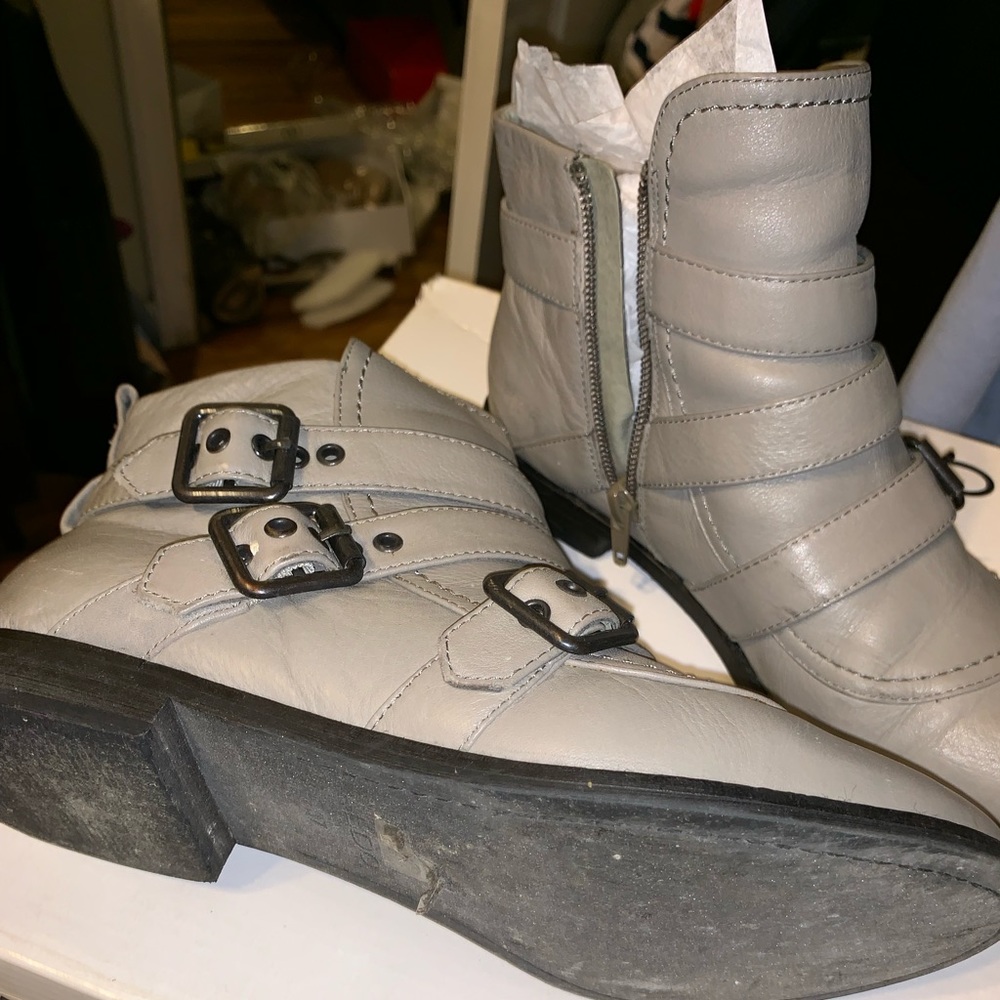 Aldo Booties - Picture 4 of 4